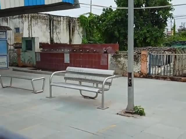 #special demu train# sitamarhi time 02:50 PM 

#darbhanga to Sitamarhi to Muzaffarpur to Hajipur to Patliputra junction@