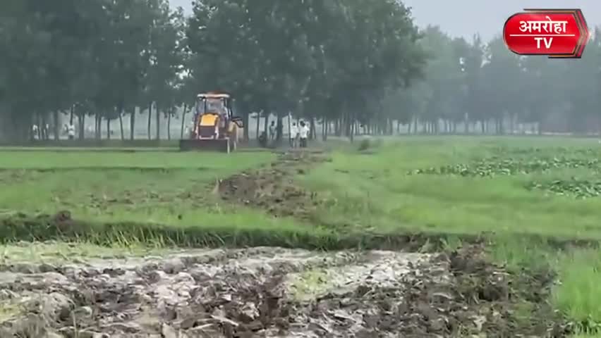 Amroha: प्रशासन ने की बड़ी कार्रवाई करते हुए 45 बीघा जमीन पर चलवाई JCB.
#Amroha #Amrohatv #JCB #Amrohaadministration