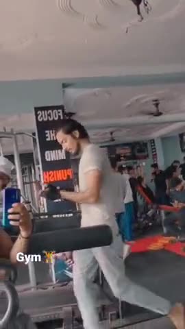 Aa mujhe payar kar❤️☺️☺️ #glovelyprem #gopalganj #littlefaisu #gym