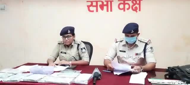 लूट का खुलासा।।
झाबुआ पुलिस।।#व्यपारी के मुनीम के साथ ढाई लाख रुपये लुटे थे ।।