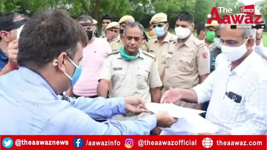 School Fees बढोतरी से नाराज़ Parents ने किया Protest, Police ने 7 को किया गिरफ्तार
#SchoolFees #TheAawaz