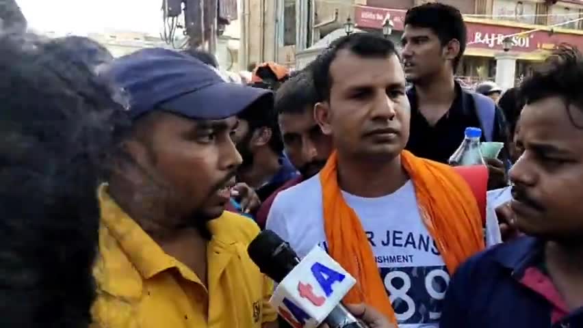बिहार एस टी ई टी के मेरिट लिस्ट विद्यार्थियों ने धरना प्रदर्शन के द्वारा जताई अपनी नाराजगी।
#stet
#stet2019