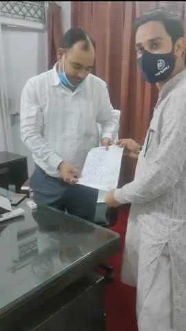 नगर पालिका परिषद मोहल्ला महाराजा गंज पूर्ण रूप से जलभराव के संबंध में अधिशासी अधिकारी #बिसवां को ज्ञापन सौंपा
#काशिफ़