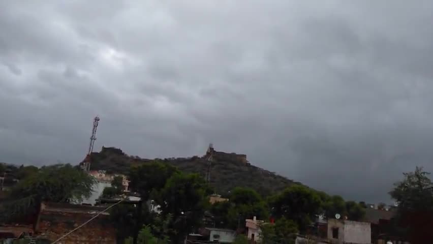 अगले कुछ घंटों में दांता में भारी बारिश की संभावना#dantaramgarh