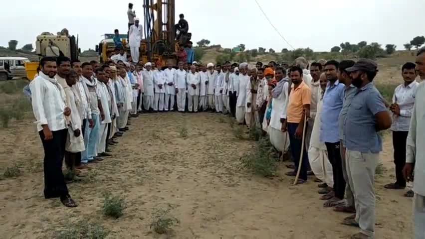 #श्रीडूंगरगढ़़ तहसील के #कीतासर गांव में नए ट्यूबवेल का ग्रामीणों की उपस्थिति में किया शुभारंभ #MLASdgh