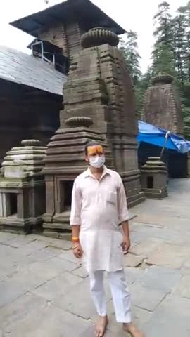 सावन माह में #जागेश्वर धाम में बाबा भोलेनाथ के दर्शन मित्रो के साथ किया।