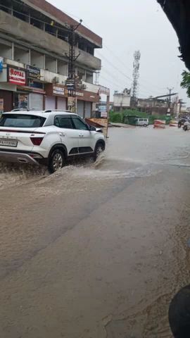 लाडपुरा: Devli Arab road pe Pani Se log Pareshan ho rahe hain Nali ka koi nikas  Nahin Hai #floods