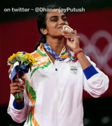 Proud Picture of indians 🇮🇳
Bow down to queen #PVSindhu 

 https://t.co/i7hlvEUakt