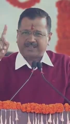 असली देशभक्ति सर्टिफिकेट बाटने में नहीं विचारों में होती है। 

#इंकलाब_जिंदाबाद