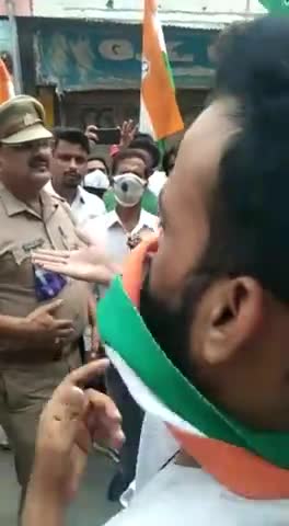 #यूथ #कांग्रेस के #उत्तर प्रदेश सचिव #दीपक बाल्मीकि जी ने #महंगाई और बेरोजगारी को लेकर राष्ट्रपति को संबोधित ज्ञापन दिया