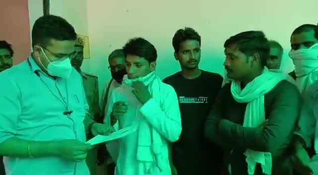 जलालाबाद विधानसभा के ग्राम मौजमपुर मजरा नवादा ताल्लुके वानगांव विकास खंड मिर्ज़ापुर में विधुतीकरण के संबंध में।
#जलालाबाद