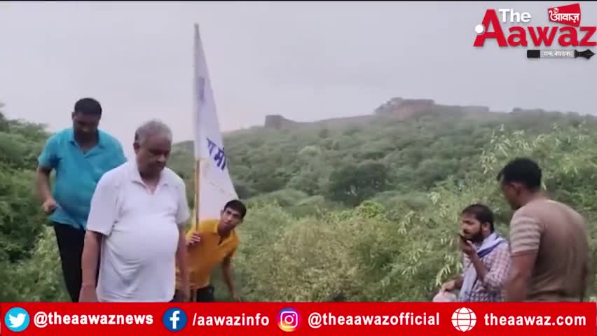 आमागढ़ मंदिर मामले में Kirodi Lal Meena के हाथ लगी बड़ी जीत | Kirodi Lal Meena News |

#KirodiLalMeena #TheAawaz