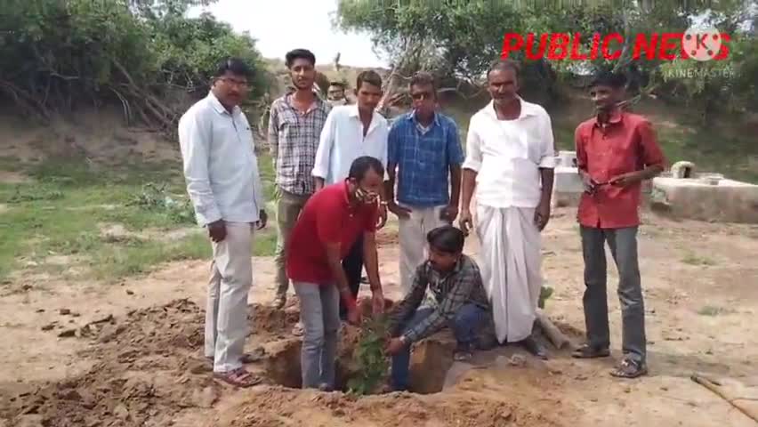 #पौधरोपण किया।
ग्राम पंचायत मोतीसरा सरपंच फतेह सिंह डाबली ने 200 पौधे ग्राम पंचायत पर खरीदे,जिसमे से आज श्मशान घाट भूमि