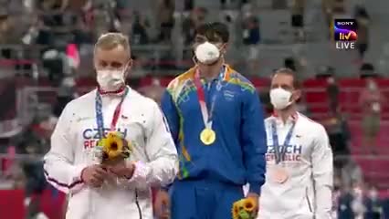 आज 'रवीन्द्रनाथ टैगोर' की पुण्यतिथि है और उधर #TokyoOlympic में राष्ट्रगान की धुन बज रही है ।
#NeerajChopra