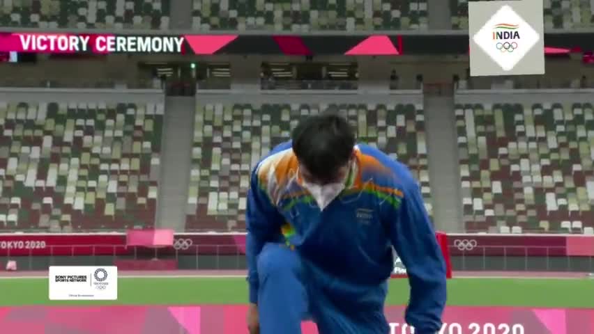 #proudmoment Indian National Anthem playing at Neeraj Chopra's Victory Ceremony at #tokyo2020 #olympics #gold #trending