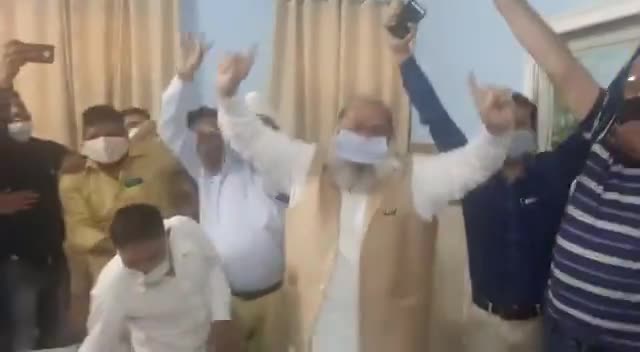 ओलिम्पिक में नीरज चोपड़ा की जीत के साथ झूम उठे हरियाणा के गृह एवं स्वास्थ्य मंत्री विज
#anilvijminister #tokyoolympics