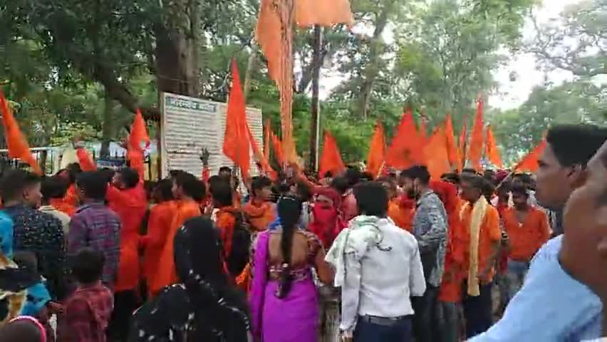#भोरमदेव में सोमवार को भक्तो का जबरदस्त भीड़ कई हजारो की संख्या में पहुचे श्रद्धालु 
#बोल-बम के जयकारे में गुजा भोरमदेव