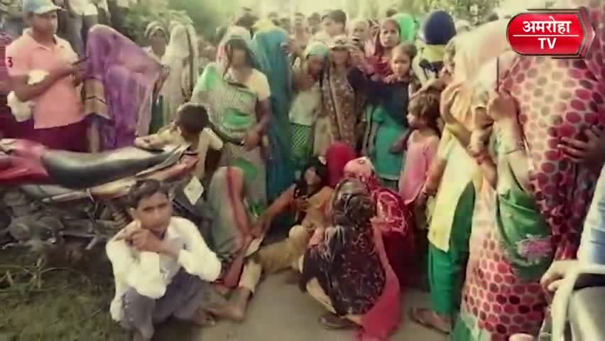 #आदमपुर थाना क्षेत्र के गांव #सुल्तानपुर में #शव मिलने से मचा #हड़कंप, परिवार ने लगाया #हत्या का #आरोप।
.
.
.
 UP Police