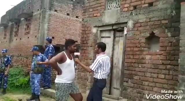 लोदीपुर#   खूनी खेल के बाद   फरार अपराधियों के घर मे अभी तक लटका है ताला। जानवर भुखा दरबाजे पे बेबस है
#छबीलापुर#लोदीपुर