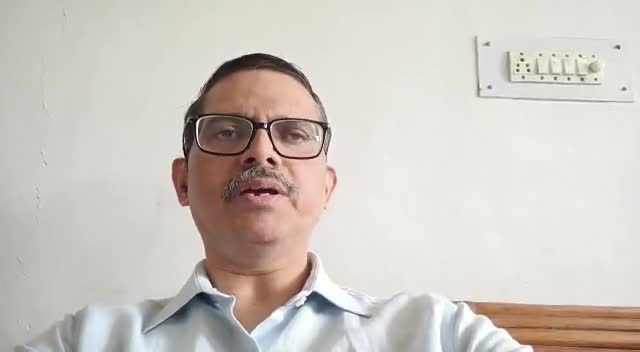 *लखनऊ:-*
#Ex_IPS अमिताभ ठाकुर लड़ेंगे योगी आदित्यनाथ के खिलाफ विधानसभा चुनाव*

Ex. IPS #अमिताभ_ठाकुर ने बयान जारी कर चुना