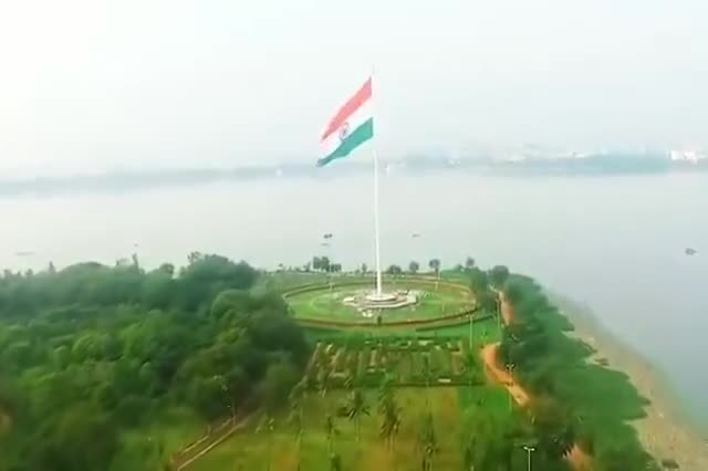 दोस्तों साथियों हम चले दे चले अपना दिल,अपनी जान ताके जीता रहे अपना हिन्दुस्तान...
जय हिंद जय भारत
#IndependenceDay2021