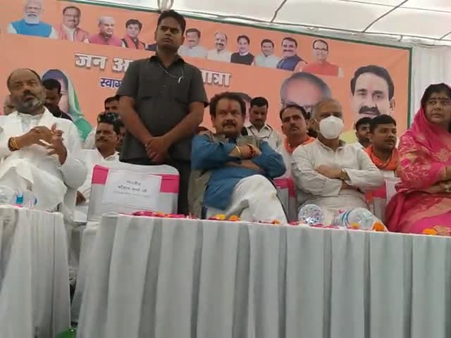 डबरा में# एसपी सिंह बघेल जी का आज आगमन होते हुए#dabaynikarde ा।