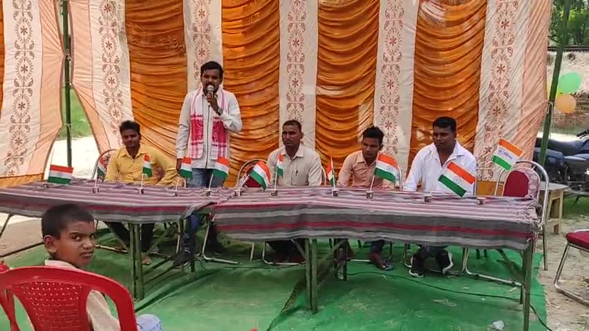 आज ABVP #प्रयाग_जिला के द्वारा आजादी के अमृत महोत्सव(75 वर्ष)/स्वतंत्रता दिवस के अवसर पर  #EkGaonEkTiranga अभियान में...