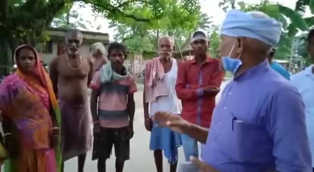 वैशाली: #बाढ़_प्रभावित_क्षेत्रों_का_भ्रमण कर लोगों की आवाज को अधिकारियों तक पहुँचाने की पहल करते #किसान_नेता- राजू भाई।।