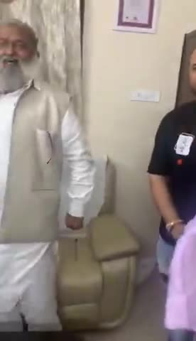 हरियाणा के गृह मंत्री ने गायक बी प्राक के सुर से मिलाएं सुर
#anilvijminister #bprak