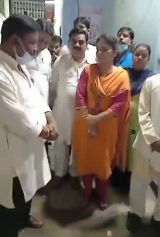 #कांग्रेस को घर घर पहुचानें के लिए निकाली यात्रा #जय_भारत_महासंपर्क_अभियान
#कैंट_विधानसभा के दावेदार #हाजी_इस्लाम_बब्बू