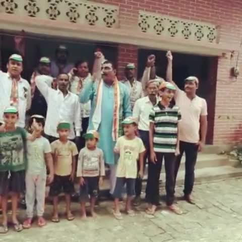 #जय_भारत_महासंपर्क_अभियान के तीसरे दिन न्याय पंचायत खिरौना के ग्राम सभा परसोली ब्लॉक अमेठी में काँग्रेस नेता धर्मेंद्र