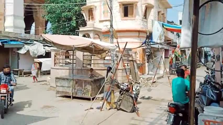 मेड़ता: #पेट की भूख शांत करने के लिए कई पापड़ बेलने पड़ते हैं। मेड़ता में रस्सी पर चलकर करतब दिखा थी खानाबदोश परिवार की एक बच्ची