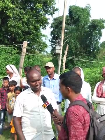 दुधि: दो हफ्ता बीत जाने के बाद भी नहीं आ पाया मझौली बेलडण्डी का ट्रांसफार्मर #बिजली_विभाग