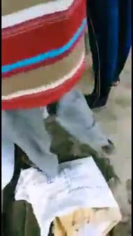 डेरापुर: पुरा मामला कानपुर देहात के गाँव खटिया का है किसान भाई को राशन न दिया और गली भी बहुत दी  #kisani #sarkaiwork