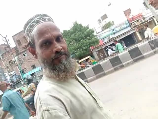 #yatayat #altafm#varanasi#newsstateup . 6 saal se ye banaras me apne andaz se yatayat rules follow karte hai, ye chacha