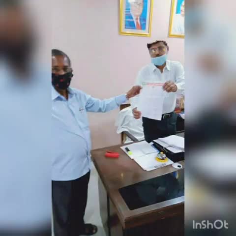 #उपजिलाधिकारी टहरौली को श्यासुन्दर तिवारी जी ने   PWD सड़क उल्दन से बिजना तक के मार्ग को सही करवाने हेतु ज्ञापन सौंपा।#