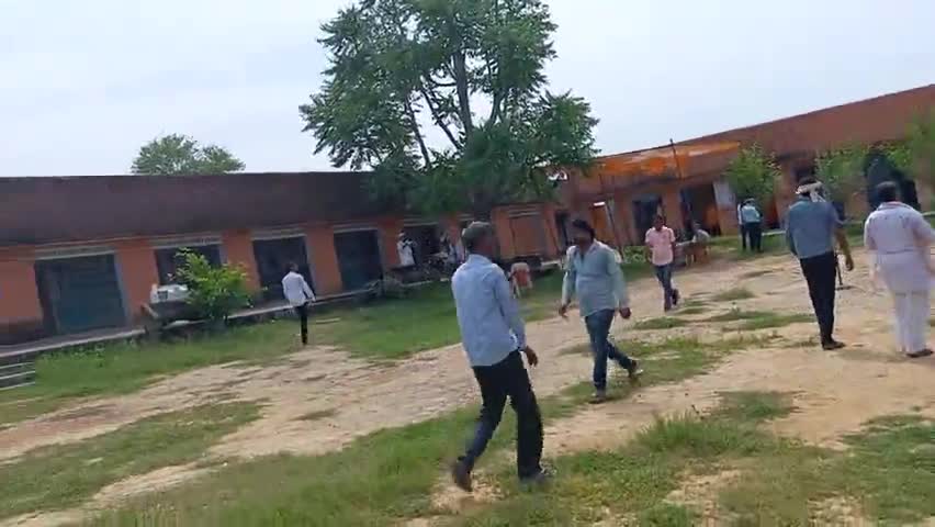 #अलीपुर'- पंचायत राज चुनाव का प्रथम चरण का मतदान शांतिपूर्ण हुआ संपन्न।