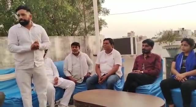 बहुजनों की एकमात्र आवाज...#सोशल_मीडिया
इसके लिए धन्यवाद मुकेश अम्बानी जी...#JIO