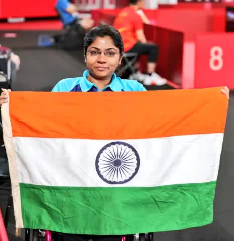 भारत के लिए रजत पदक जीतने वाली भावना पटेल को बहुत-बहुत मुबारकबाद । आपने हर भारतीय को फख्र महसुस कराया है। 

#TokyoParaolympics #Paralympics