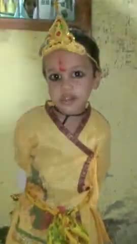 जन्माष्टमी महोत्सव के अवसर पर एक छोटा सा कृष्णा का रूप धारण करके कितना सुंदर लग रहा है Like#and#follow kare बेबी करे