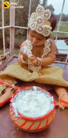 भगवान श्री कृष्ण जी के जन्मोत्सव के पावन पर्व #श्री_कृष्ण_जन्माष्टमी की आपको और आपके परिवार को हार्दिक बधाई एवं शुभकामनाएं। 🙏🎂