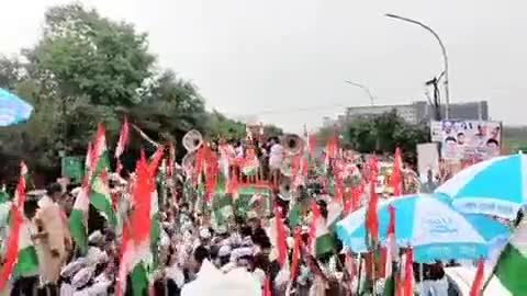 Aam Aadmi Party Uttar Pradesh  की #तिरंगा_संकल्प_यात्रा पहुंची Noida, उत्तर प्रदेश!