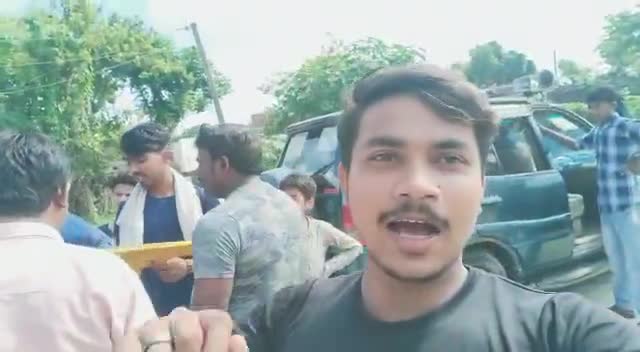Durlabh Kashyap : Shooting पर जातें हुए । 
#danishyoutuber #BlackFools #muzaffarpur #durlabh #newpost