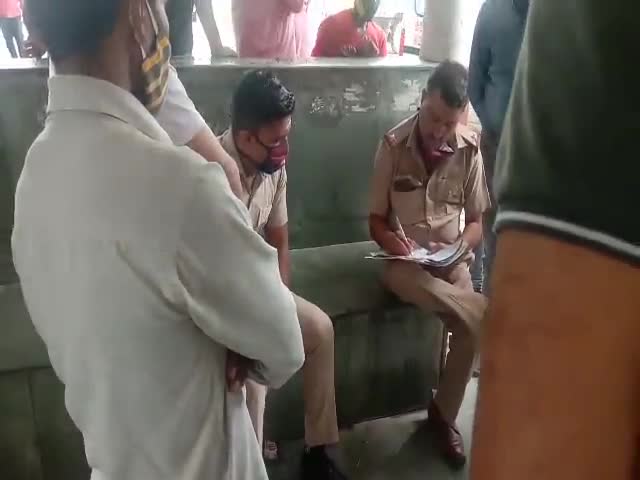 मतलौडा: आसन कला के पास हुए सड़क हादसे में  युवक की गई जान, बोलेरो चालक पर लगे आरोप ,मतलौड़ा पुलिस कर रही जांच #दुःखद