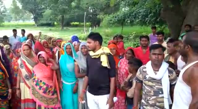 लालगंज: #अवैध #कच्ची शराब की बिक्री के खिलाफ फूटा ग्रामीणों का गुस्सा
लालगंज कोतवाली क्षेत्र के बसंतपुर कठोईया गांव का निर्माण