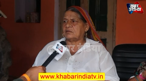 क्रांतिकारी ताई ने छाती पीटकर कर दिया बड़ा ऐलान

हुक्का लेकर विधानसभा पहुंची क्रांतिकारी ताई योगी जी हो गए हैरान #YogiAdityanath #Muzaffarnagar #MahaPanchayat