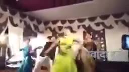#viralvideo ट्रेन में गंजी और बनियान में दिखने वाले #जदयू एमएलए #गोपाल #मंडल का ये वायरल डांस भी देखिए