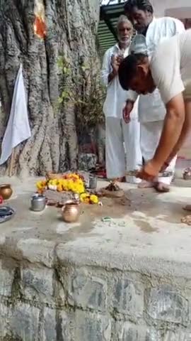 भादवा री बीज पर गाँव कुमार्डी मे बाबा रामदेव जी की आरती गांव वासियों द्वारा की गई#babaramdev