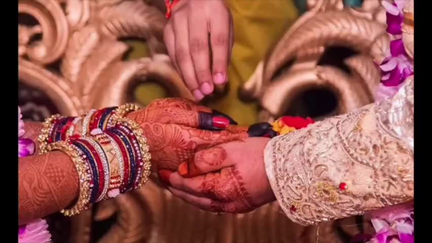 अखण्ड #सौभाग्य का #व्रत है #हरितालिका_तीज
तीज त्यौहार आपके जीवन में ढेर सारी खुशियाँ लाये !!
सभी को तीज की बधाई