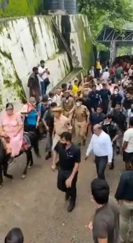 श्री Rahul Gandhi   जी माता वैष्णो देवी माँ के दरबार की तरफ पदयात्रा कर आगे बढ़ रहे हैं।

#RahulVaishnodeviYatra